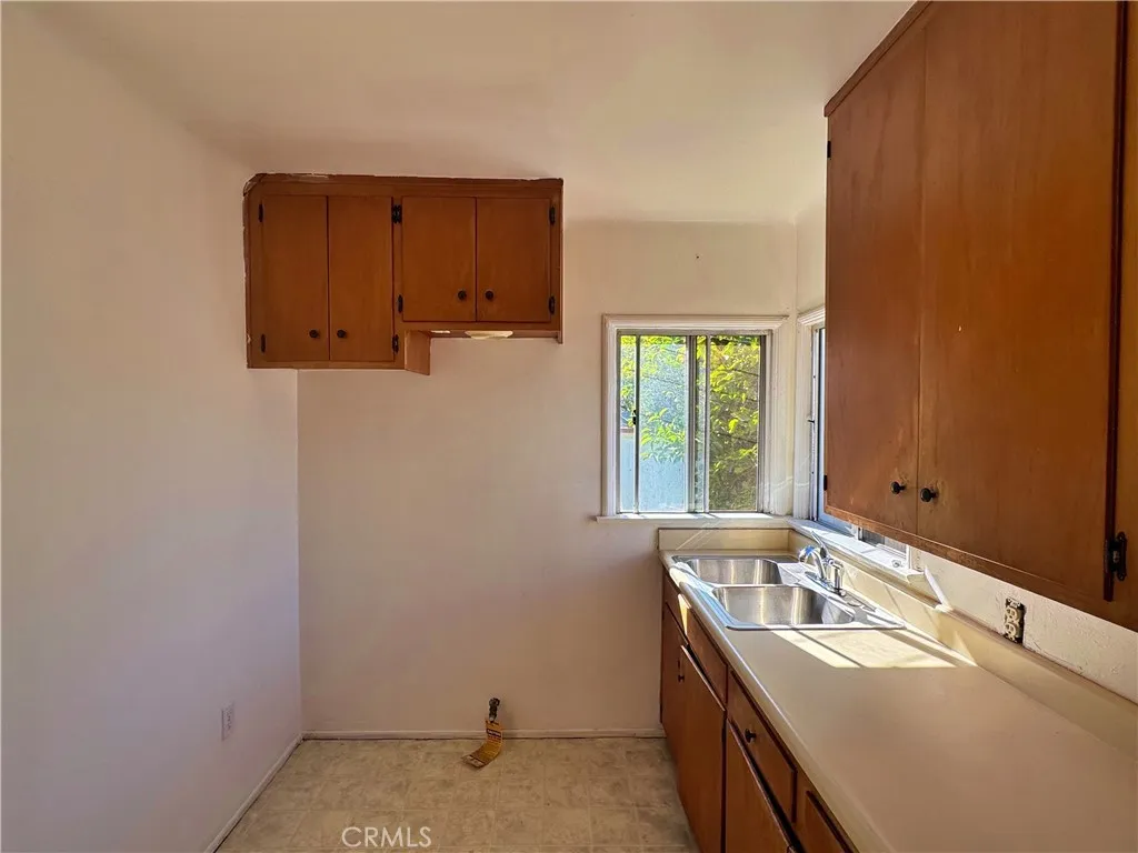 1852 260th Street, Lomita, California 90717 home-pic-31