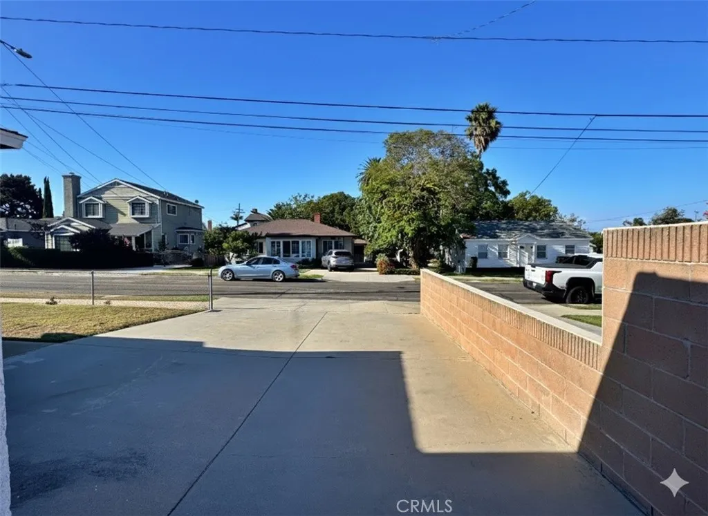 1852 260th Street, Lomita, California 90717 home-pic-2