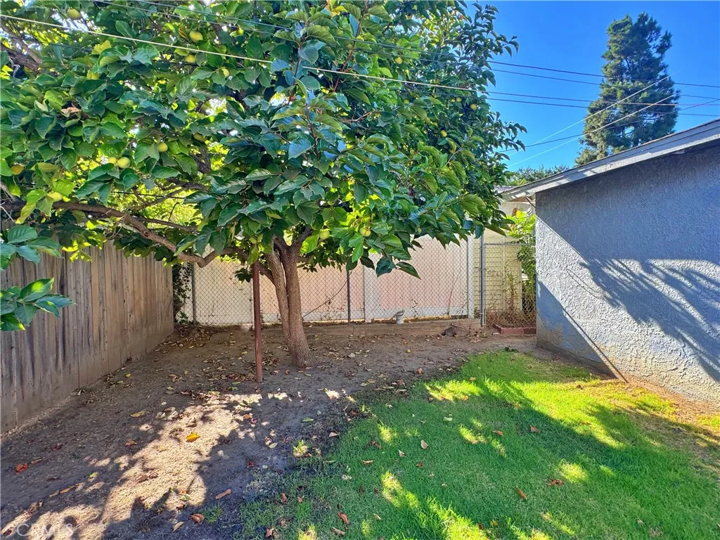 1852 260th Street, Lomita, California 90717 home-pic-47