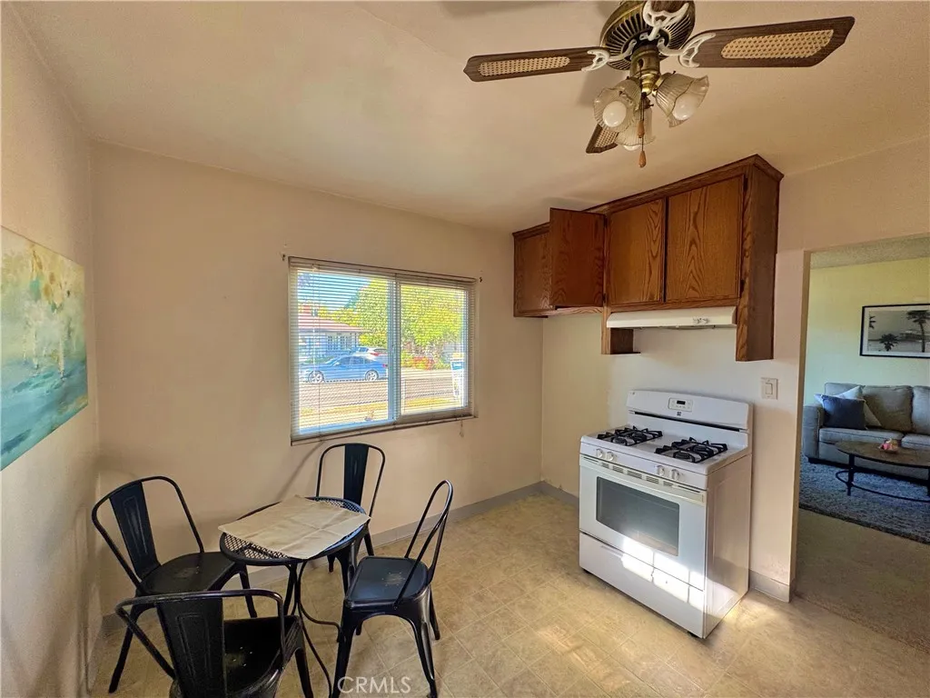 1852 260th Street, Lomita, California 90717 home-pic-17