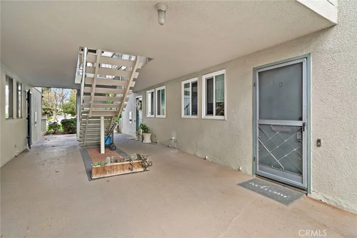 Showing Lower End Unit entrance "D"  to the right.