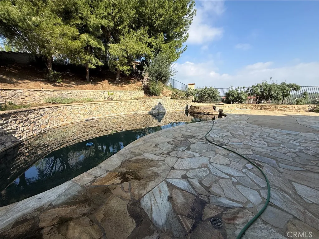 2268 Verona Court, Chino Hills, California 91709 home-pic-22
