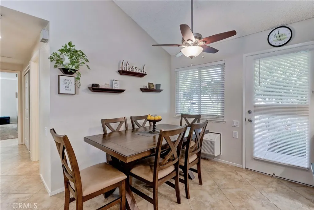2273 Via Mariposa E C, Laguna Woods, California 92637 home-pic-4