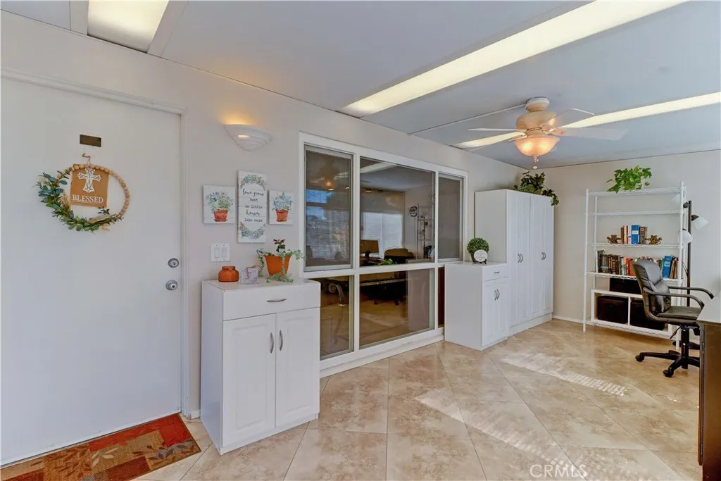 2273 Via Mariposa E C, Laguna Woods, California 92637 home-pic-7