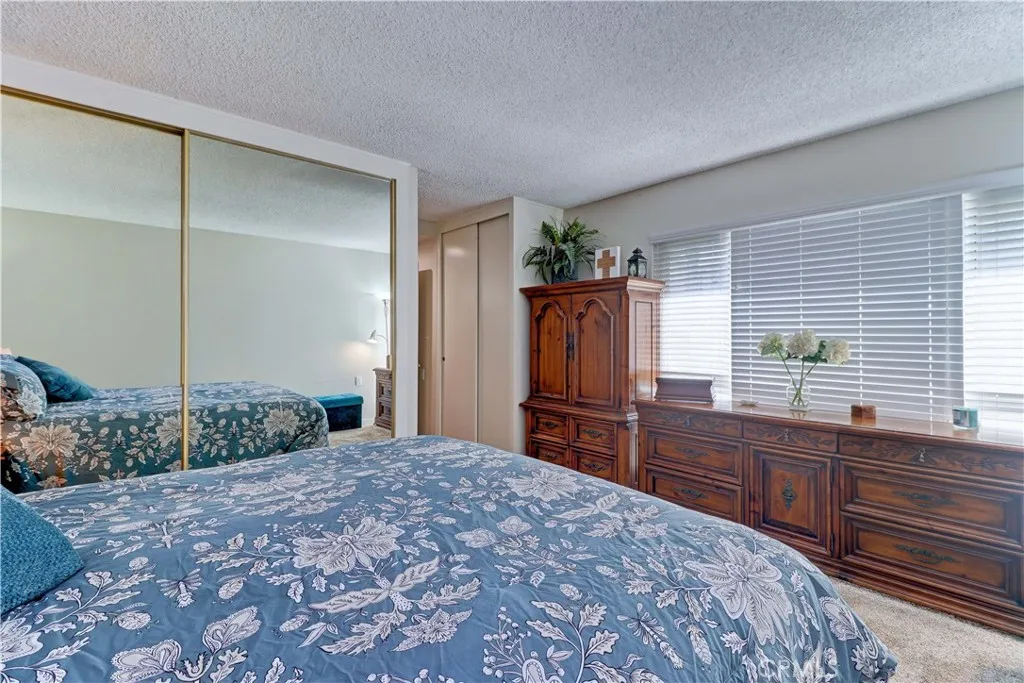 2273 Via Mariposa E C, Laguna Woods, California 92637 home-pic-28