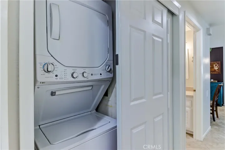 WASHER/DRYER IN THE HALL CLOSET