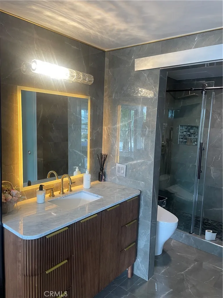 Upgraded Primary bath