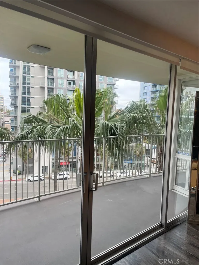 Sliding door window