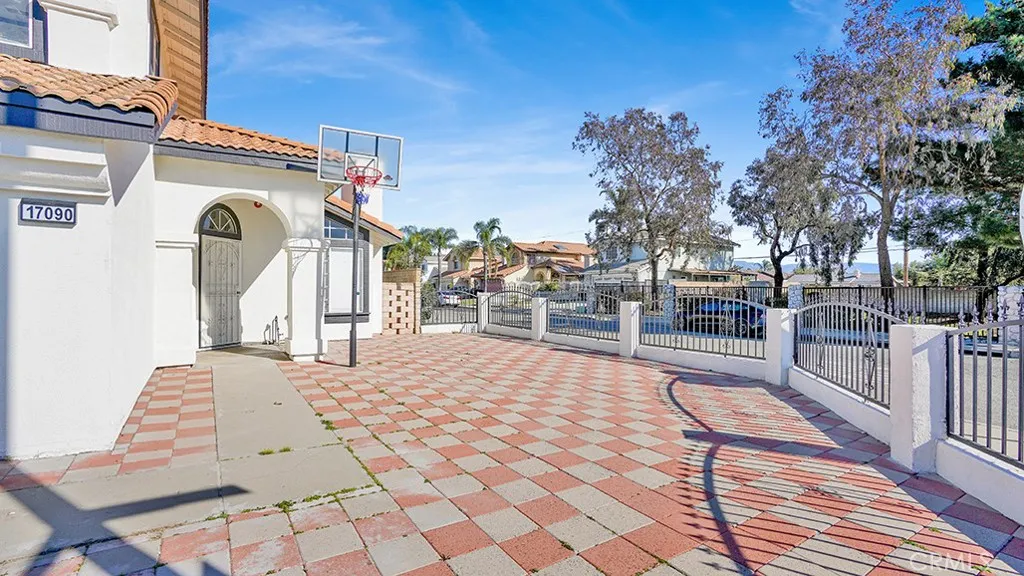 17090 Micallef, Fontana, California 92336 home-pic-35
