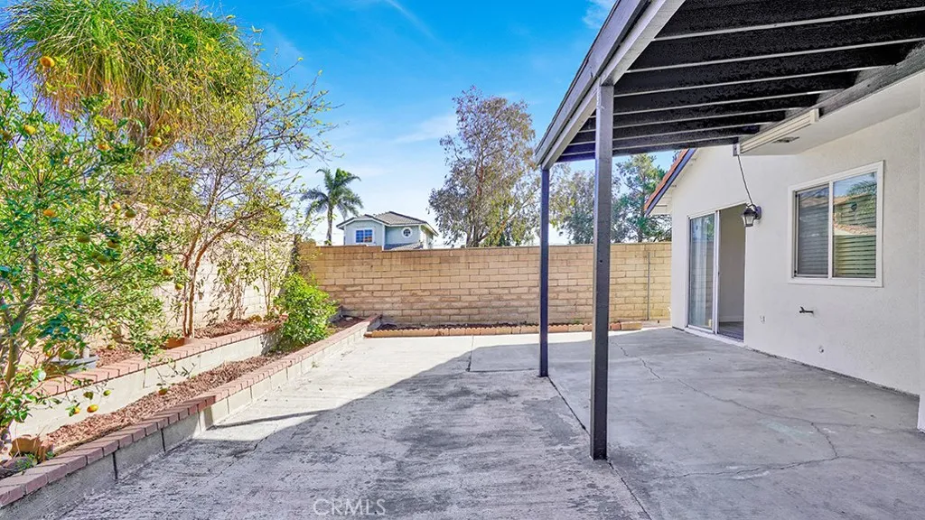 17090 Micallef, Fontana, California 92336 home-pic-33