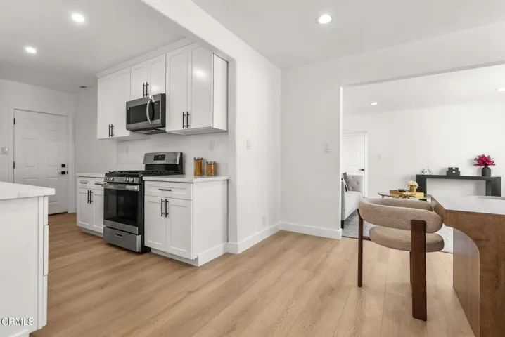 14-web-or-mls-1120-256th-st-w