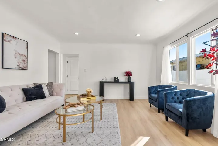 11-web-or-mls-1120-256th-st-w