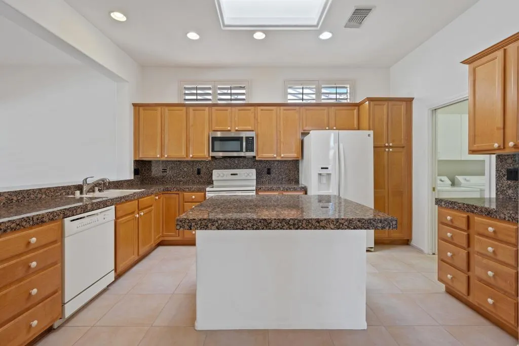 78513 Sunrise Mountain, Palm Desert, California 92211 home-pic-17