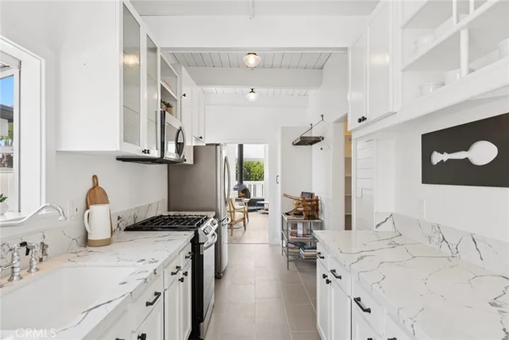 31913 9th, Laguna Beach, California 92651
