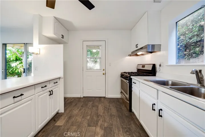 Guest Quarter Kitchen