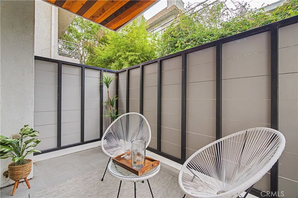 3981 Moore Street 101, Los Angeles, California 90066 home-pic-24