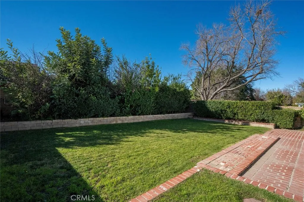 25809 Espinoza, Valencia, California 91355 home-pic-24