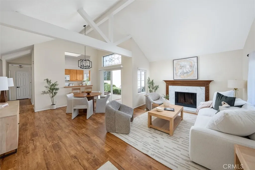 25809 Espinoza, Valencia, California 91355 home-pic-4