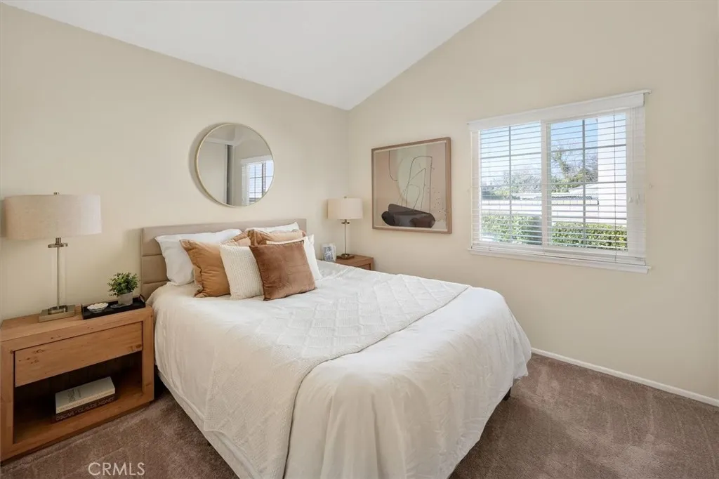 25809 Espinoza, Valencia, California 91355 home-pic-17