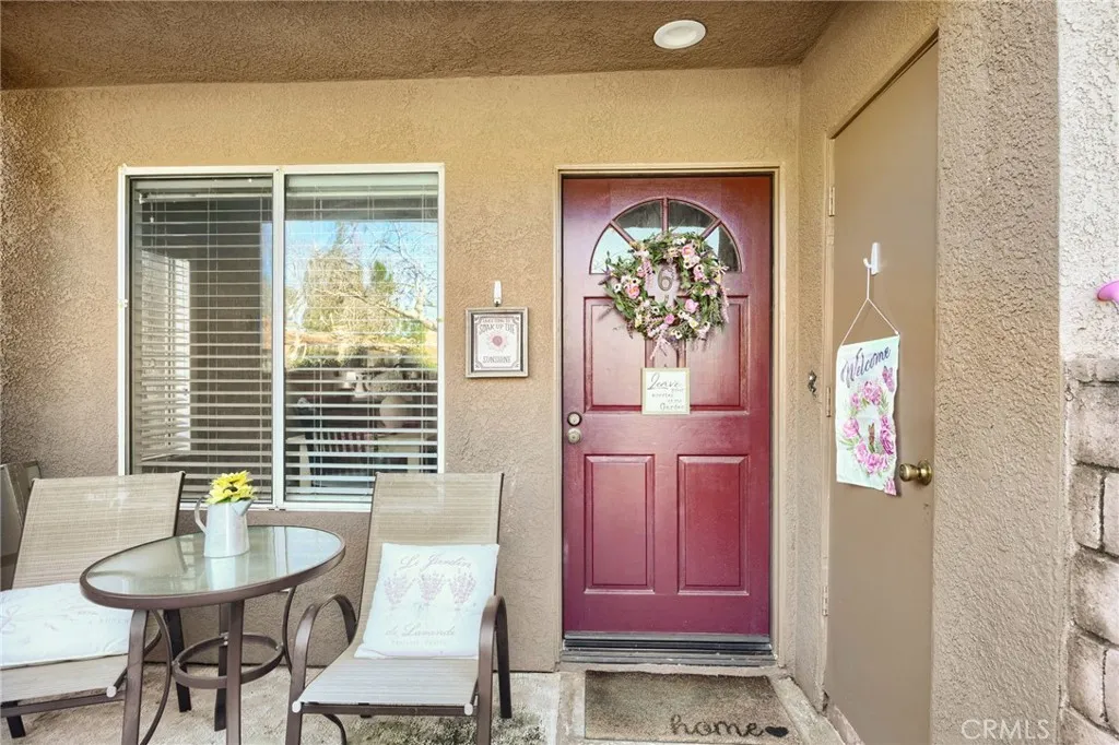 28146 Seco Canyon Road 64, Saugus, California 91390 home-pic-1