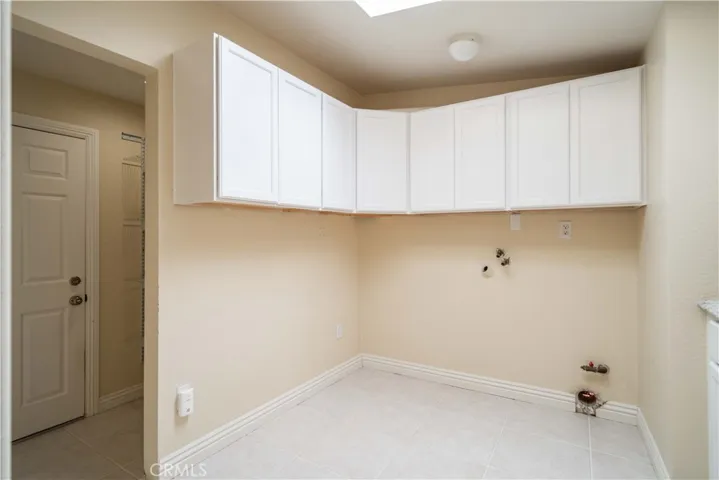 15921 Melva, Mojave, California 93501