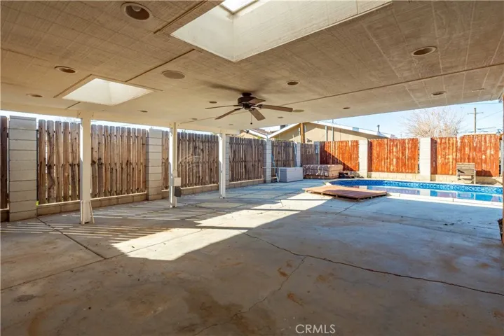 15921 Melva, Mojave, California 93501