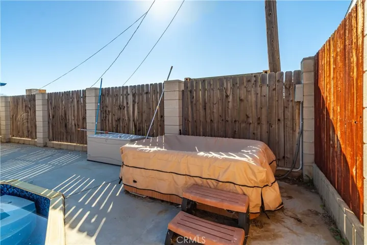 15921 Melva, Mojave, California 93501