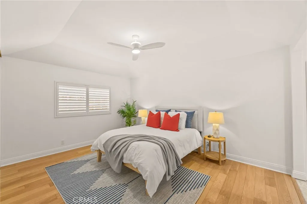 9 Sheridan, Irvine, California 92620 home-pic-25
