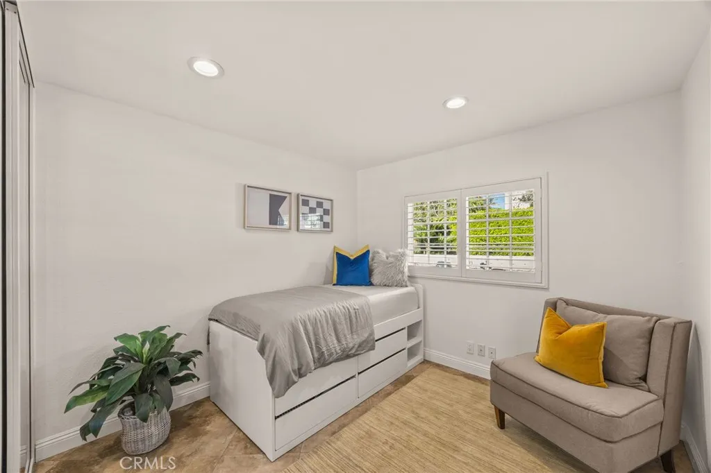 9 Sheridan, Irvine, California 92620 home-pic-31