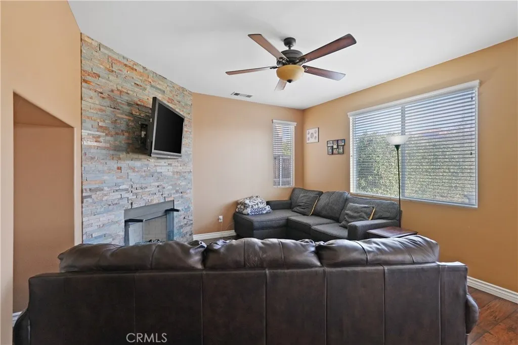3832 Taconite, San Bernardino, California 92407 home-pic-9
