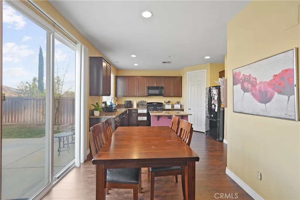 3832 Taconite, San Bernardino, California 92407 home-pic-11