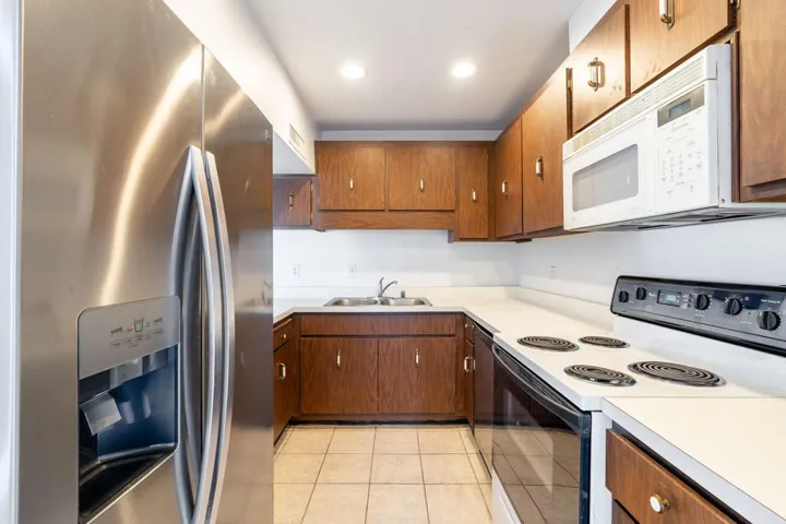 73340ShadowMountainunit41-14