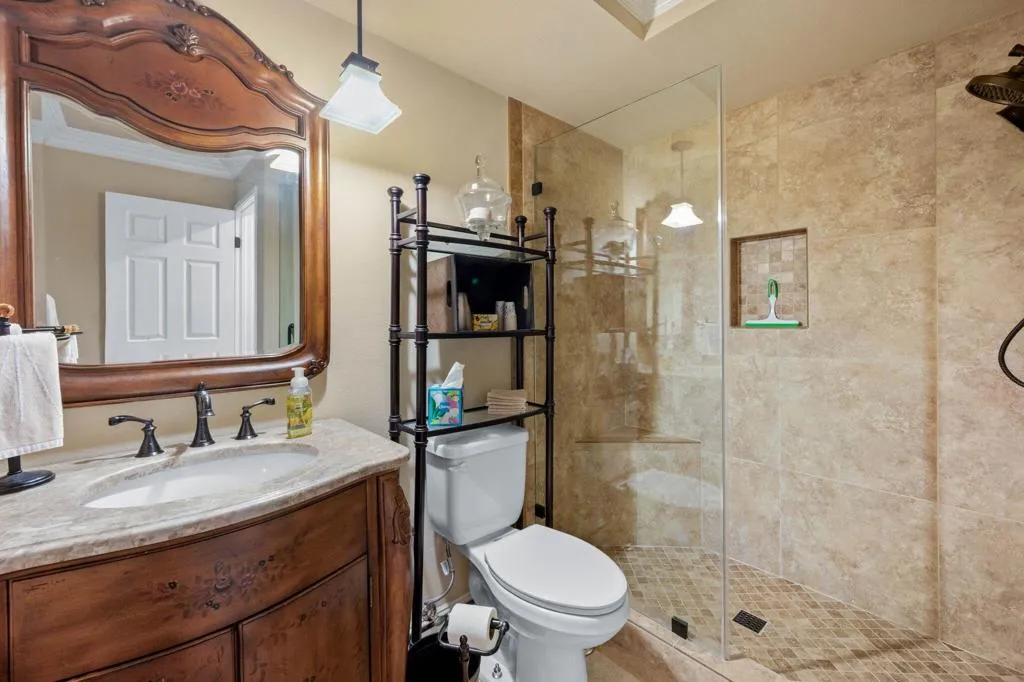 790 Montana Vista Drive, Palm Desert, California 92211 home-pic-24