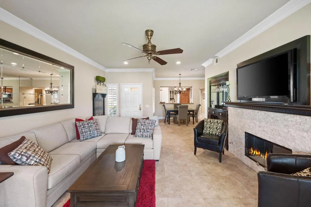 790 Montana Vista Drive, Palm Desert, California 92211 home-pic-3