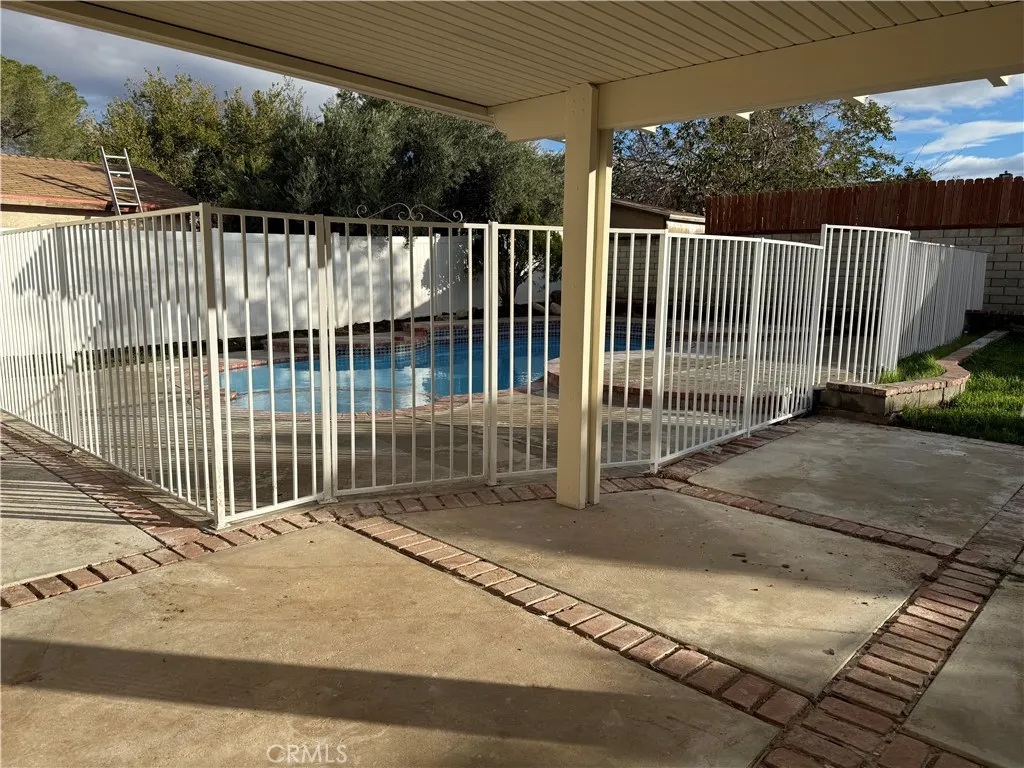 5126 Karling Pl, Palmdale, California 93552 home-pic-22