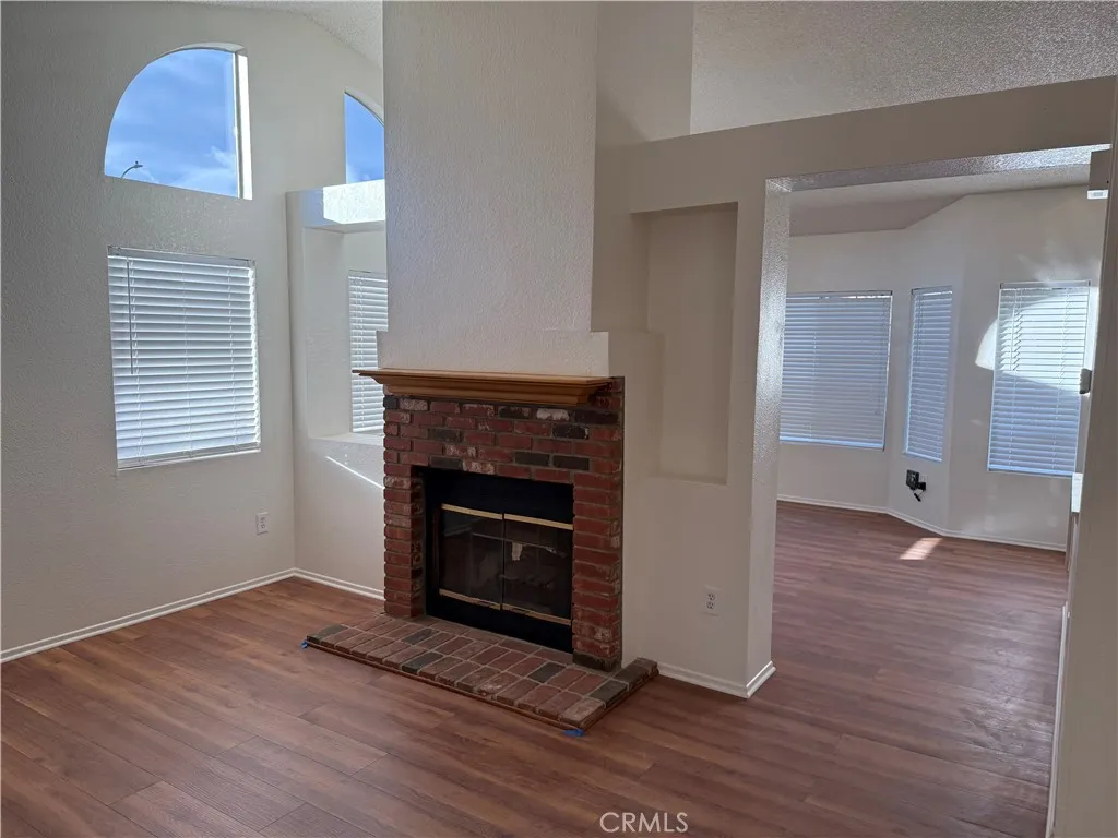 5126 Karling Pl, Palmdale, California 93552 home-pic-7