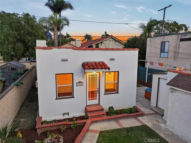 650 Roycroft, Long Beach, California 90814