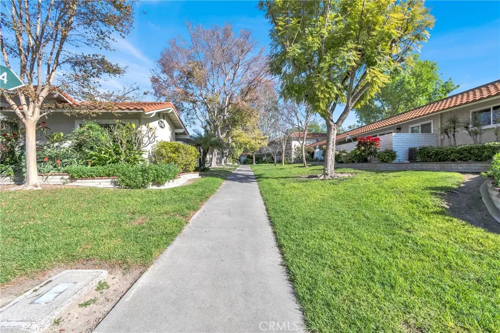 2153 Ronda Granada A, Laguna Woods, California 92637 home-pic-8