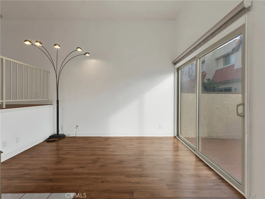 17951 River Circle 3, Canyon Country, California 91387 home-pic-6