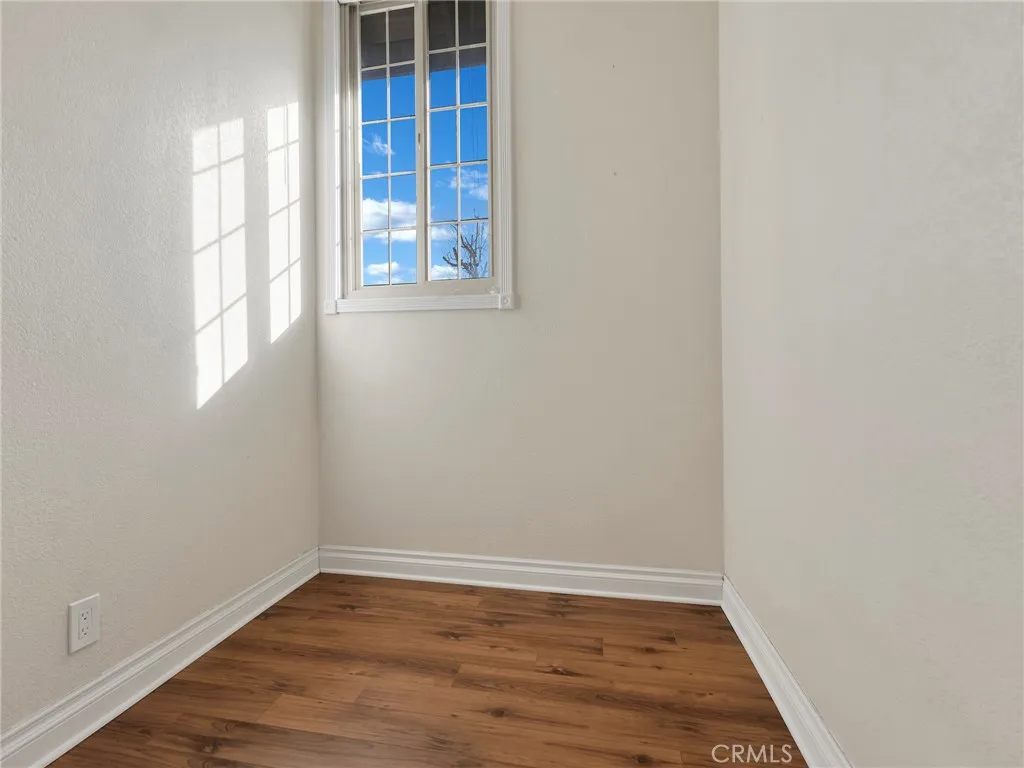 17951 River Circle 3, Canyon Country, California 91387 home-pic-21
