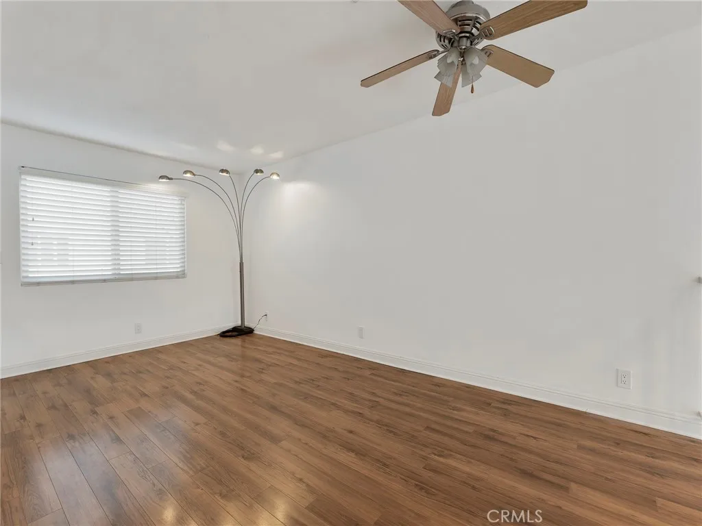 17951 River Circle 3, Canyon Country, California 91387 home-pic-11