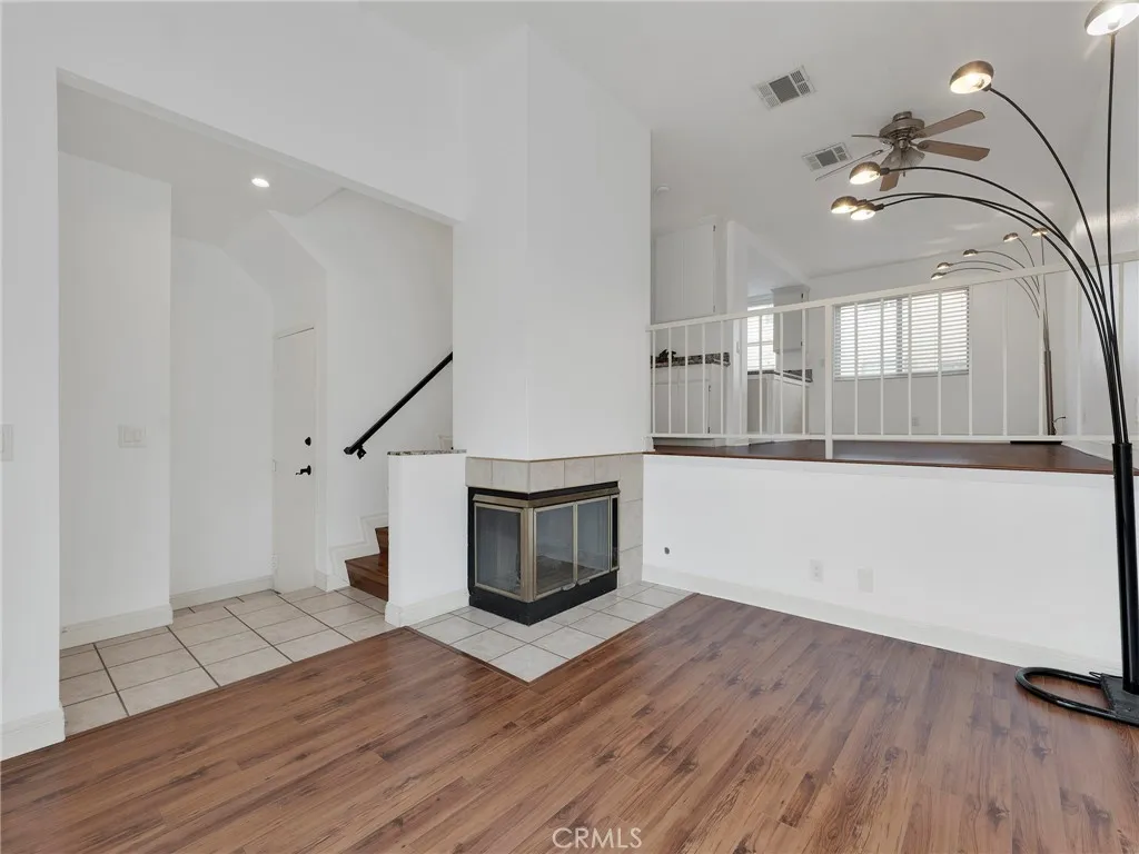 17951 River Circle 3, Canyon Country, California 91387 home-pic-8