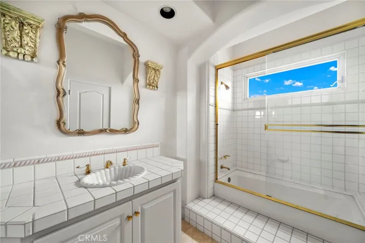 Secondary bathroom
