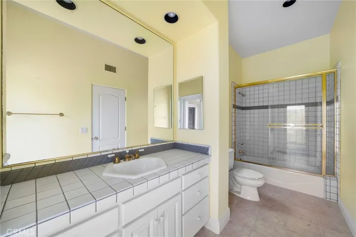 Secondary bathroom