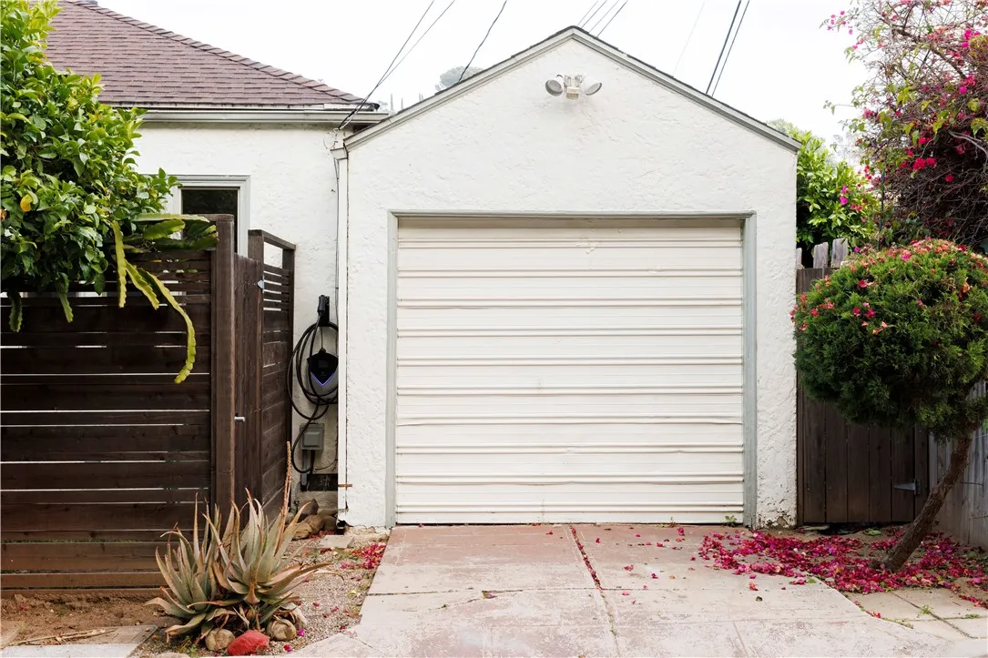 2958 Swan, Los Angeles, California 90026 home-pic-38