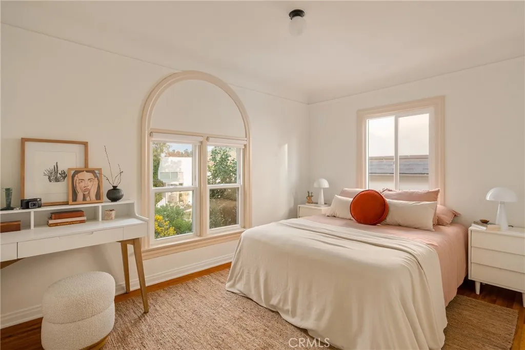 2958 Swan, Los Angeles, California 90026 home-pic-12