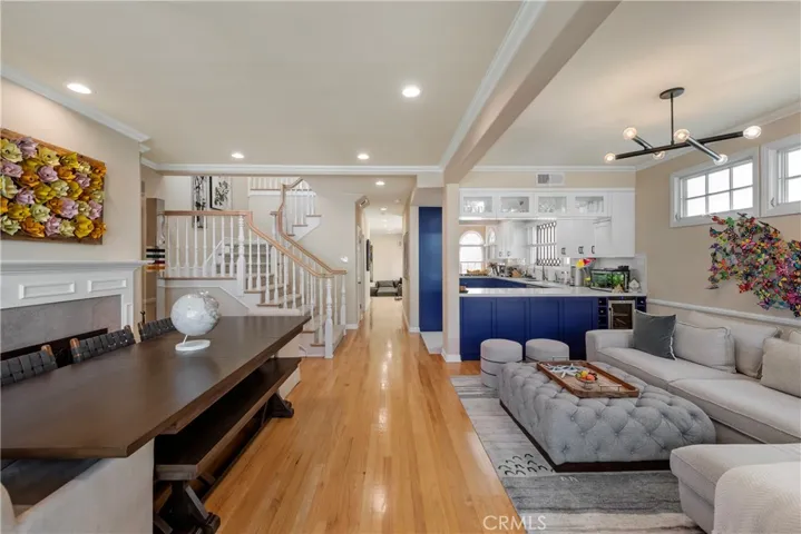 336 10th Street, Manhattan Beach, California 90266