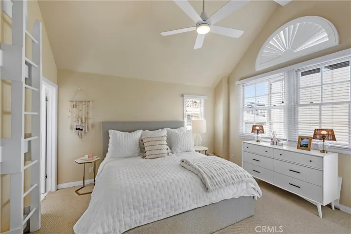 336 10th Street, Manhattan Beach, California 90266
