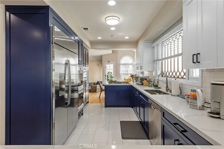 336 10th Street, Manhattan Beach, California 90266