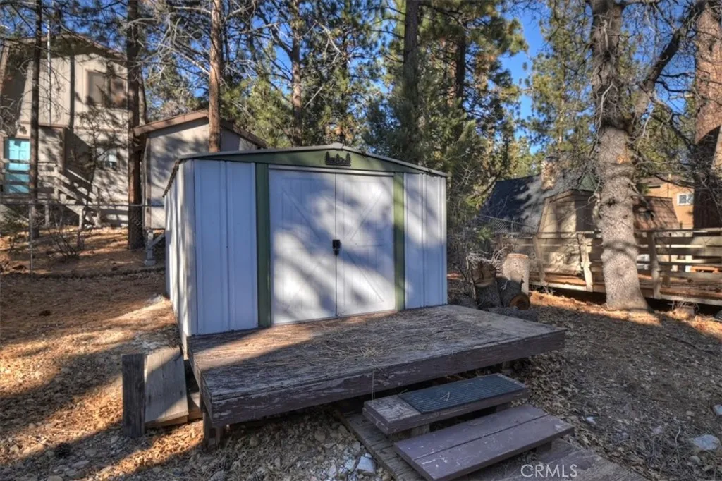 676 Pine Lane, Sugarloaf, California 92386 home-pic-20